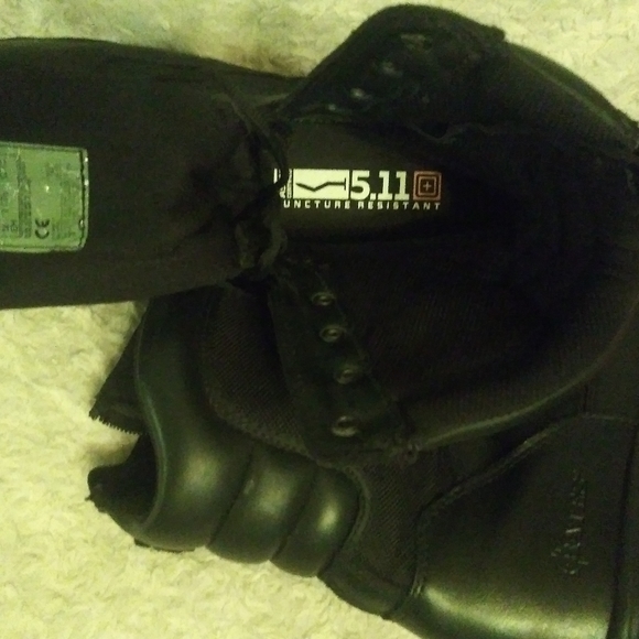 BATES sz 11 steel toe boots - Picture 7 of 10